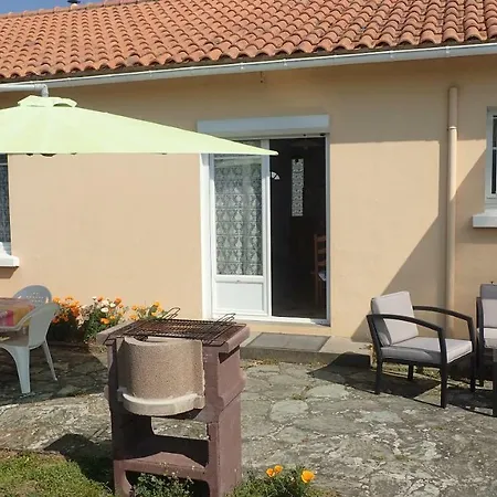Maison Bord De